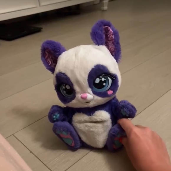 Interactive Panda-Roo Plush Toy with Mystery Baby-Roo Surprise - Over 150 Sounds - Picture 1 of 2